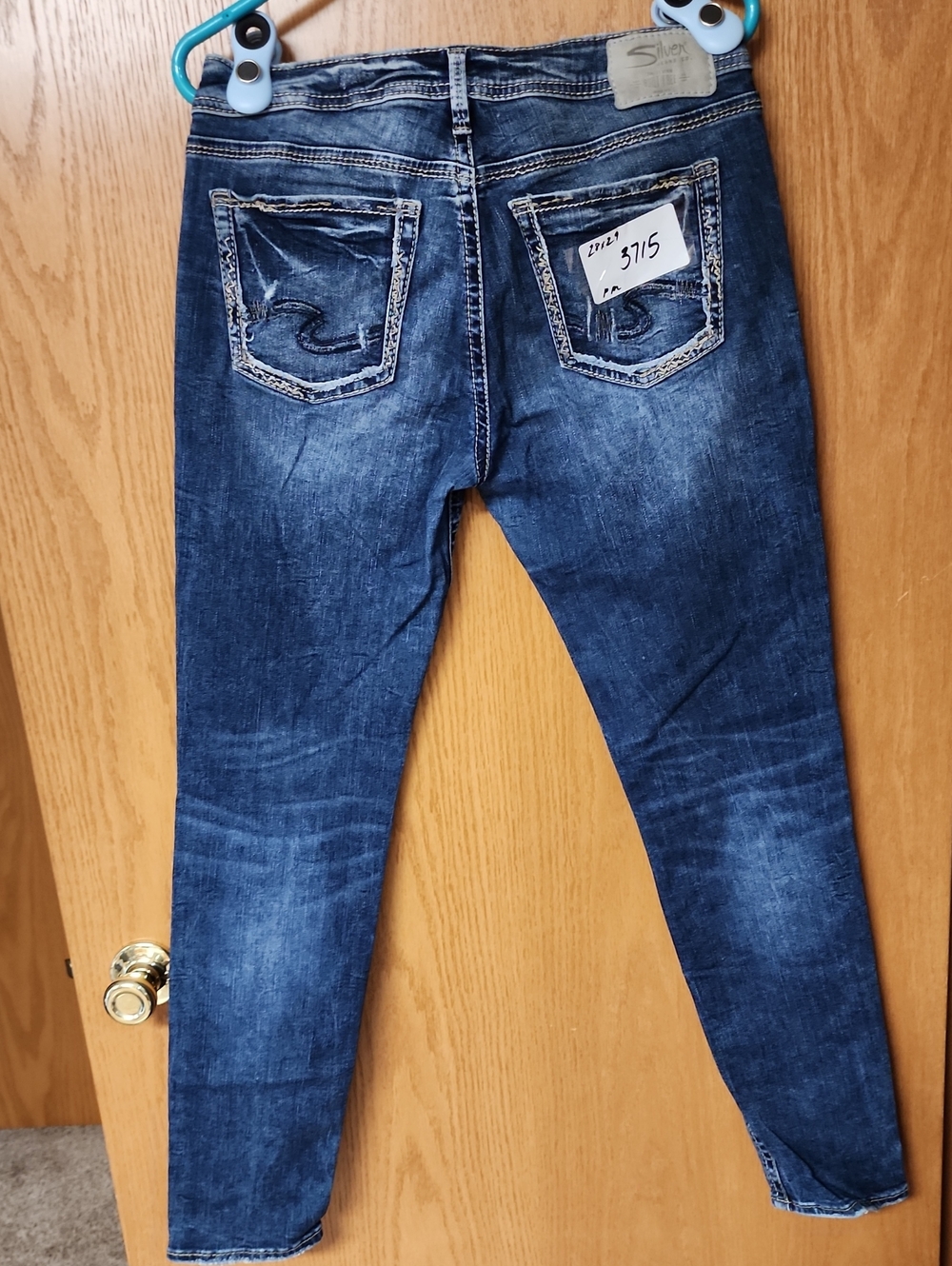 Silver Sam Jeans - Distressed Wash womens 28x29 number 3715